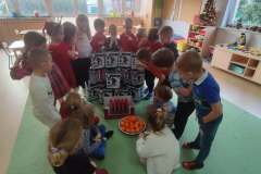 b29fbda3-b809-477a-9844-17e0238e2b02