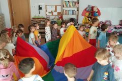 f76a5908-50f6-4c8c-a1ba-1352596b9986