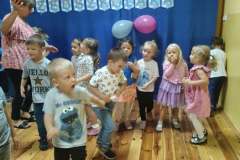 2df531f6-e642-444a-9566-2e9e1189d8fa