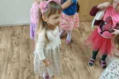 6fb581a7-de02-4833-9bef-a040249d43a0