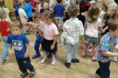 fe557aa2-74ae-4e9d-b2d6-15ddce57a395