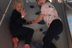 5065931a-8ff8-4f49-8030-7087b658b4ea