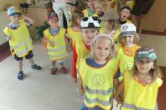 ca449195-7b13-4261-9416-d0ad66cc3ea7