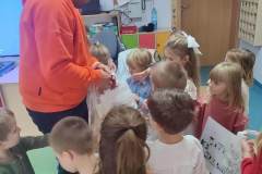 6d29864e-d3c5-43c3-873c-ba7cc48a0a3b