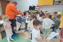 e1e0a0bc-8ef2-45d9-9c25-6c485990d8f4