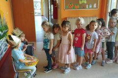 515c3b3a-7763-4806-a73b-141d333ccac6