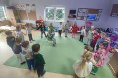 99a06306-63de-4bd2-aea0-9f03ab8b81c9