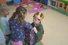 dd0f2a62-74d8-4b51-b9f3-0956eece2834