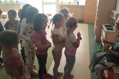 2ab6c74c-473e-4beb-a749-8e887b6971da