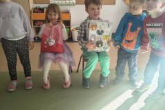 a925f5b5-7ef7-427c-a40d-409048426582