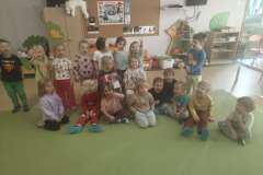 f908c7c9-0cfe-45f0-90cf-2fb60ca1cd02