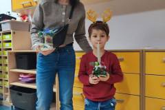 7deaf694-9c8b-4e4e-ac6a-1d574246b98f