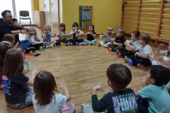 3c0a7f8f-8f3e-418e-a90c-b6f81f81034d