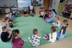 42db71f1-d9ef-4a35-ad20-ea82c2e2e805